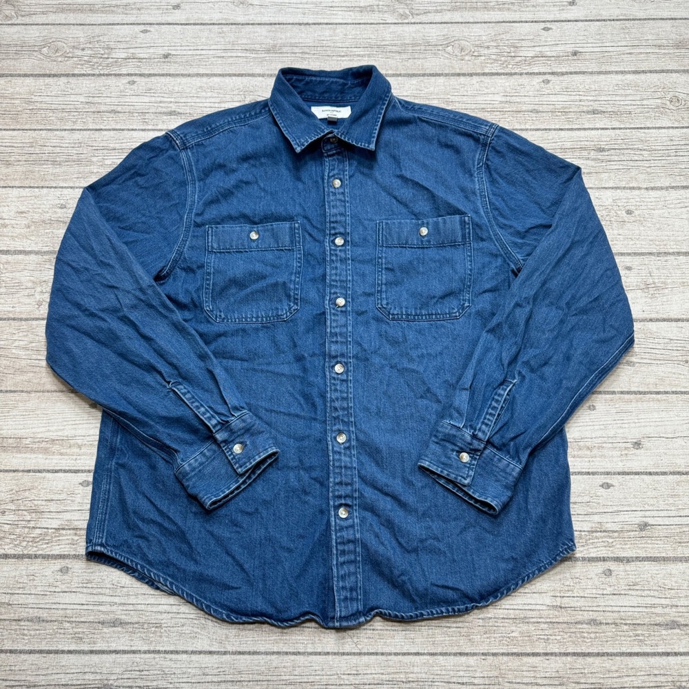 Banana Republic Shirt Men's Large Blue Denim Classic Fit Button Down Long Sleeve